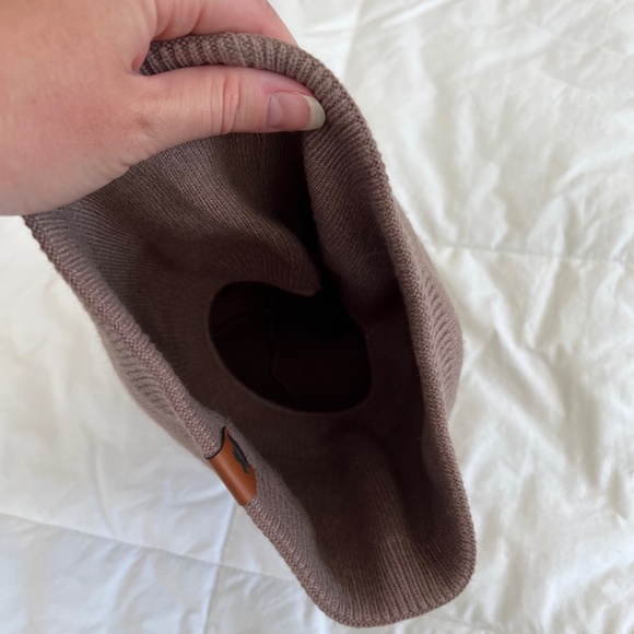 ๐๐ค๐ Neutral Brown Beanie ๐๐ค๐ - Picture 4 of 4